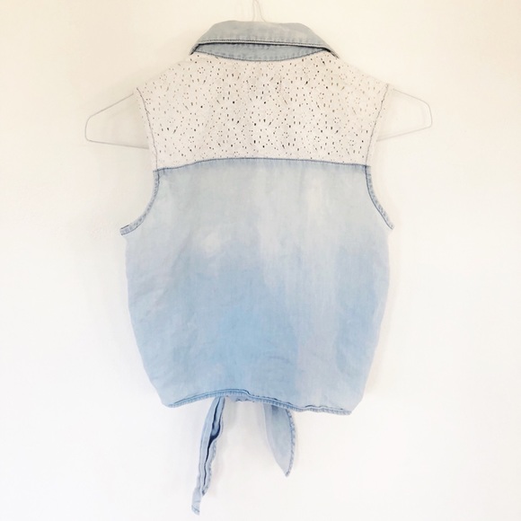 La Hearts Chambray Crop Top - Picture 2 of 5
